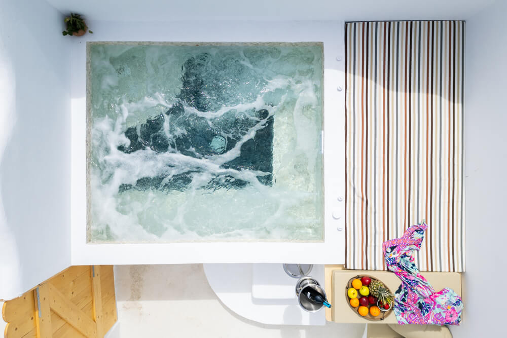 room-gallery/executive-hottub/executivesuite-main.jpg